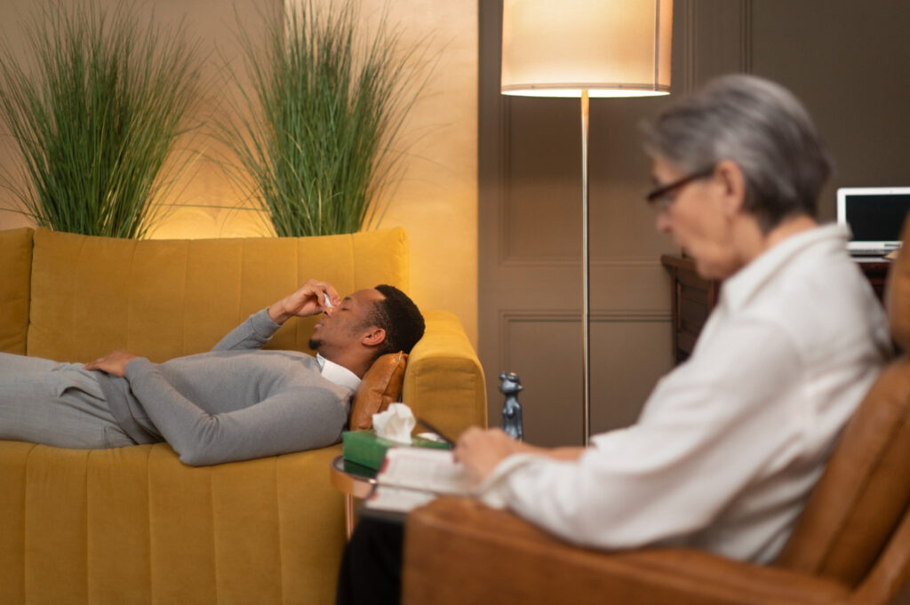 The Line Between Support and Enabling—And How a Partial Hospitalization Program Helps Parents Hold It